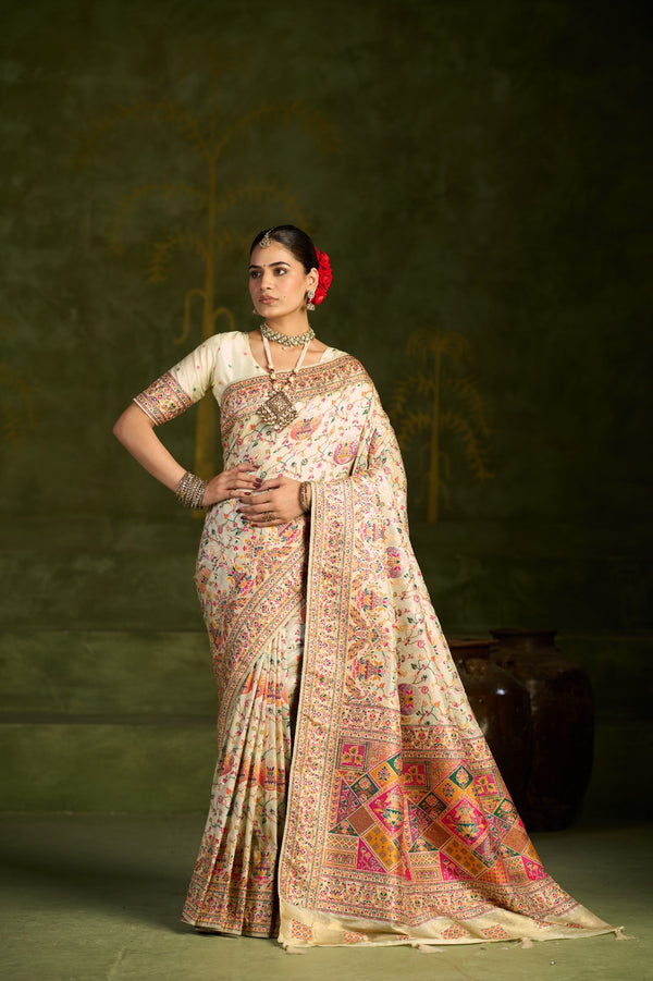 Elegant Ivory Floral Printed Saree with Intricate Border Design